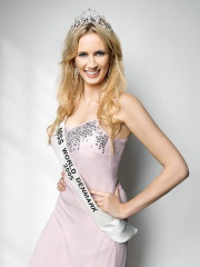 2005 miss world trine